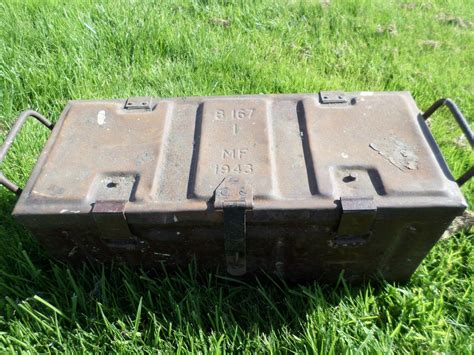 military ammo metal box b.167 i 1943 f.s.c|ww2 b167 ammo.